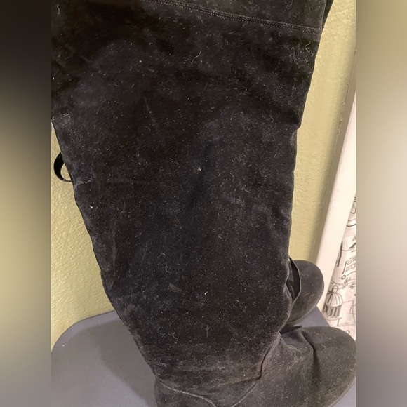 New Ramona High Over-The-Knee Lace Up Faux Suede Flat Boot in Black 8 Extra Wide - Picture 11 of 16